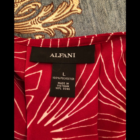 Alfani Red Faux Wrap Blouse NWOT - Picture 5 of 6